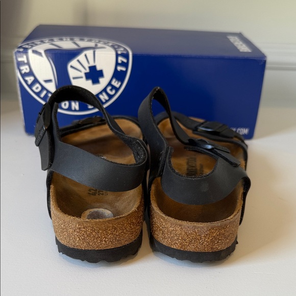 Birkenstock Black Women's Sandals - Picture 7 of 7